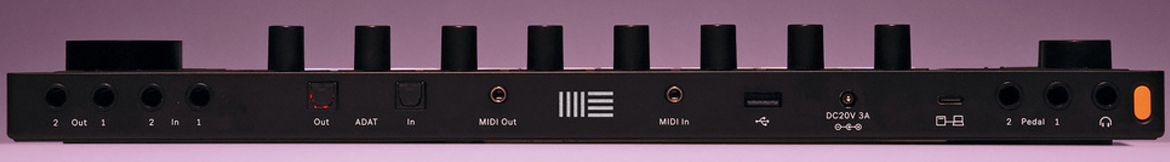 Обзор Ableton Push 3 - контроллер и интерфейс для живых выступлений